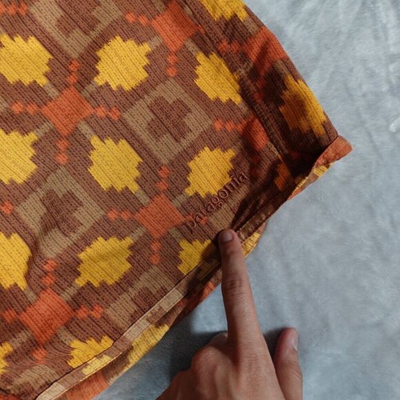 Patagonia Geometric Pattern Board Shorts Mens 35 8” Swim Beach Outdoors Brown - Picture 2 of 9